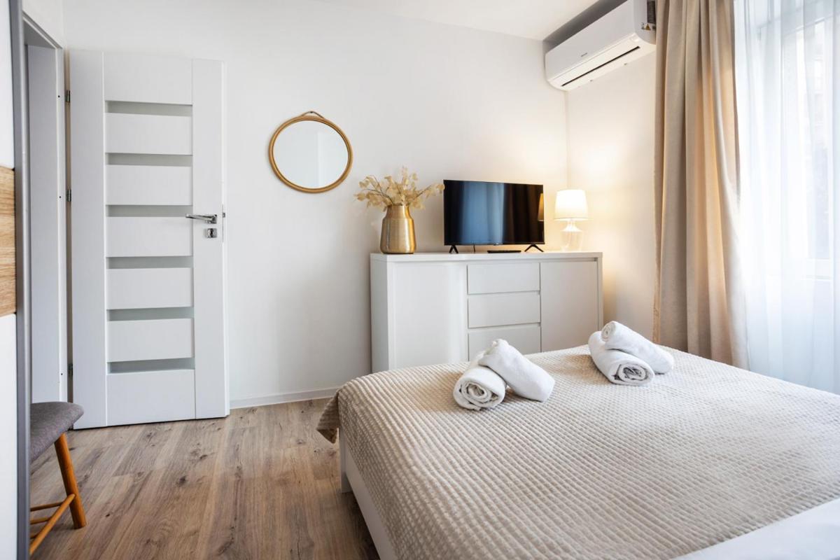 Apartment Aleja 69 Premium *