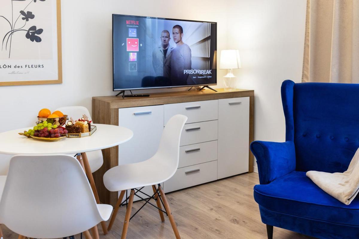 Apartment Aleja 69 Premium