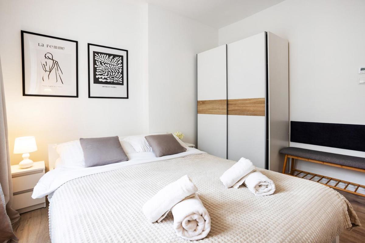 Apartment Aleja 69 Premium *